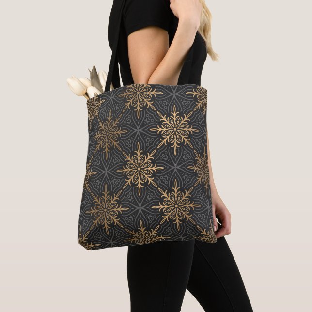 Ornamentmuster 3 tasche (Von Nahem)