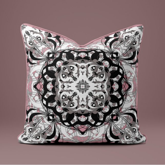 Ornate Mandala Decorative Pillow in Dusty Rose Kissen (Von Creator hochgeladen)