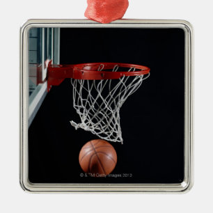 Ornement Carré Argenté Basket-ball dans le cercle