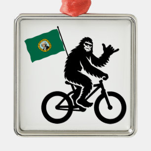 Ornement Carré Argenté Bigfoot Cyclisme Drapeau de Washington
