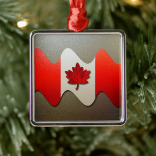 Ornement Carré Argenté Canada Flag-Chrome par Shirley Taylor