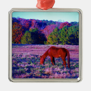 Ornement Carré Argenté Cheval Brown en Grass violet