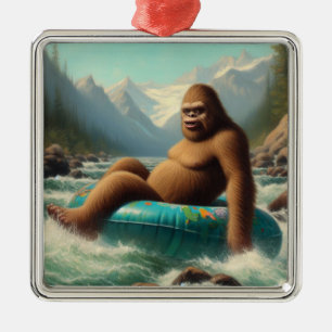 Ornement Carré Argenté Descente en rivière avec Bigfoot
