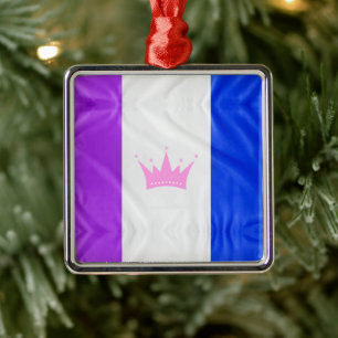 Ornement Carré Argenté Drapeau de fierté de la culture drag de SlipperyJo