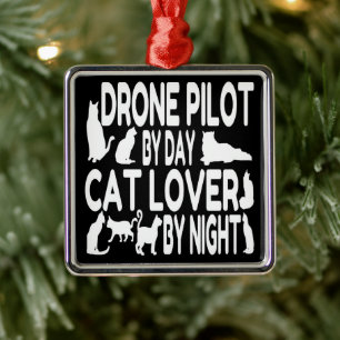 Ornement Carré Argenté Drone Pilot aime les chats