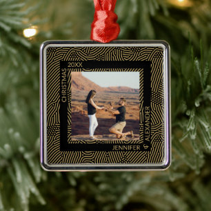 Ornement Carré Argenté Élégant couple moderne de Noël photo