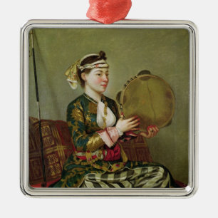Ornement Carré Argenté Femme turque avec un tambour de basque
