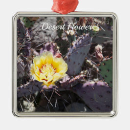 Ornement Carré Argenté Fleur de cactus jaune au printemps