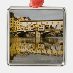 Ornement Carré Argenté Italie, Florence, reflets dans la rivière Arno