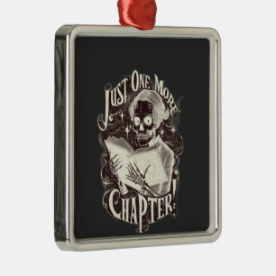 Ornement Carré Argenté Juste un autre chapitre Skeleton Reader amusant