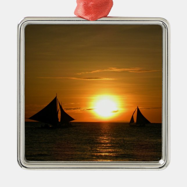 Ornement Carré Argenté La voile au coucher du soleil (Devant)