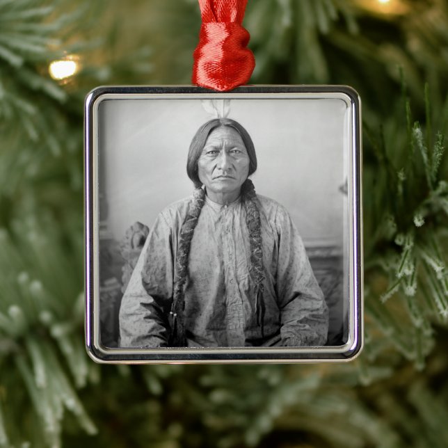 Ornement Carré Argenté Lakota Leader assis Bull Amérindien (Arbre)