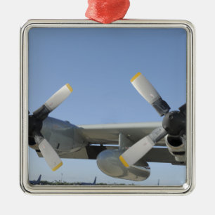 Ornement Carré Argenté Les ailes d'un LC-130 Hercule