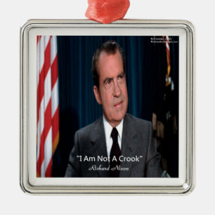 Ornement Carré Argenté Nixon et non pas un Crook Citation