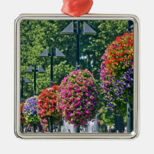 Ornement Carré Argenté Paniers accrochants de fleur