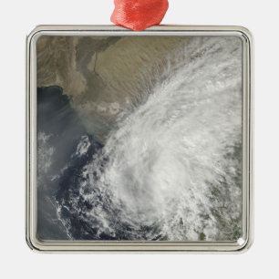 Ornement Carré Argenté Phyan tempête tropicale
