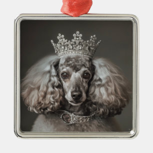 Ornement Carré Argenté Poodle gris habillé en princesse