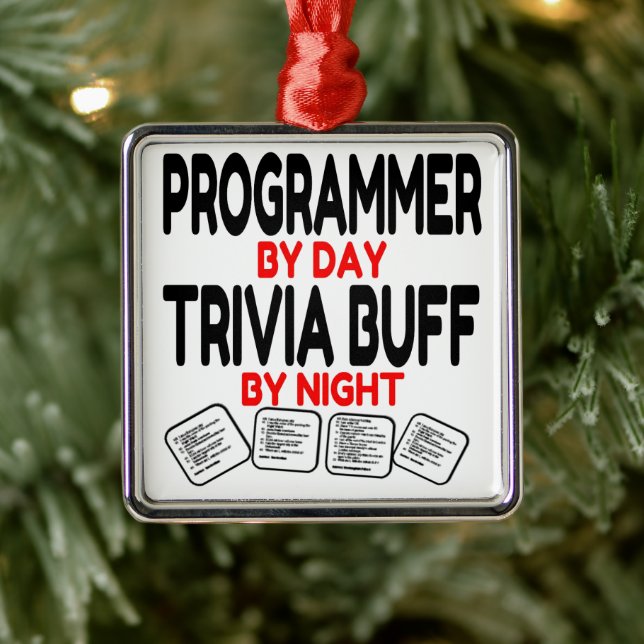 Ornement Carré Argenté Programmeur aime jouer à Trivia (Arbre)