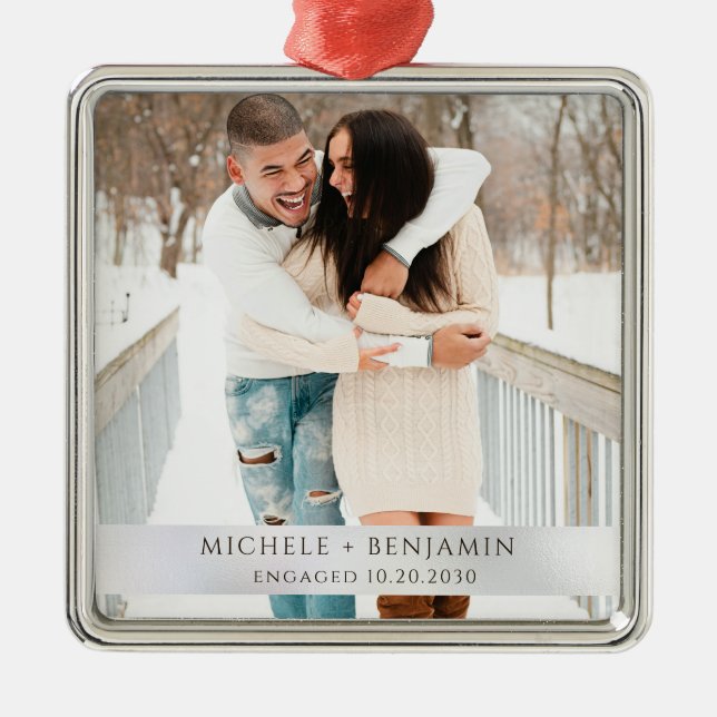 Ornement Carré Argenté Rustic Winter Snow Engagement Photo (Devant)