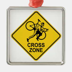 ORNEMENT CARRÉ ARGENTÉ SYMBOLE DE ROUTE DE LA ZONE CYCLORIQUE