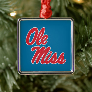 Ornement Carré Argenté Université du Mississippi   Ole Miss Script