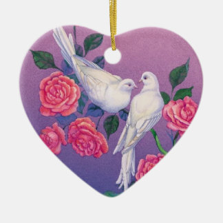 Ornement Cœur En Céramique Deux colombes et fleurs sur un coeur