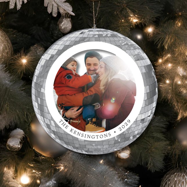 Ornement de la famille Disco Ball (Personalized Disco Ball Family Ornament)
