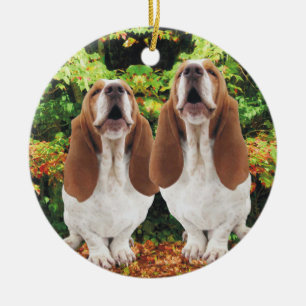 Ornement de Noël de chiens de basset d'hurlement
