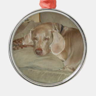 ornement de Noël de chiot de weimaraner de sommeil