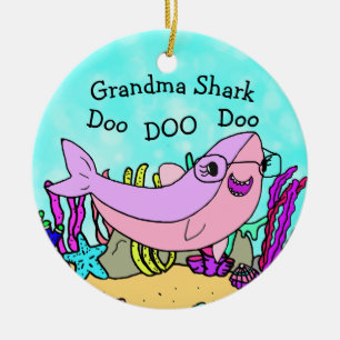 Ornement de Noël de la famille des requins grand-m