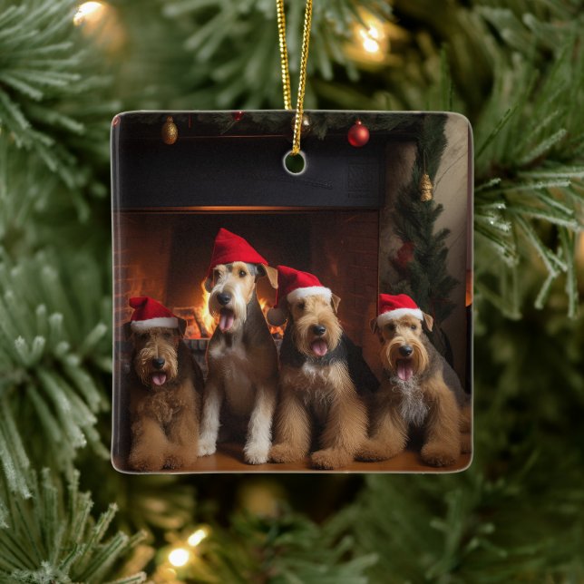 Ornement En Céramique Airedale près de la cheminée Noël (Arbre)