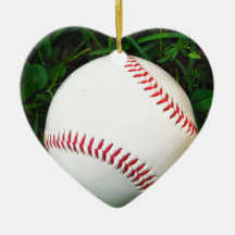 Baseball blanc avec points rouges