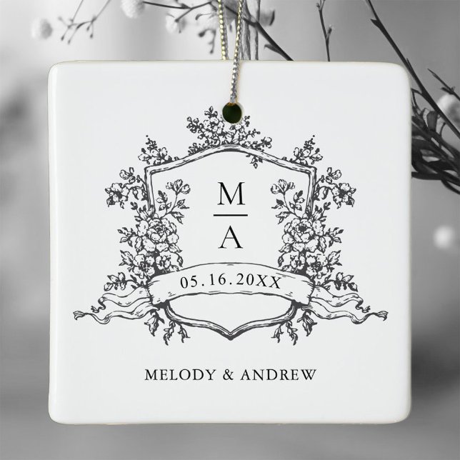 Ornement En Céramique Black & White Classic Floral Crest Wedding Photo  (Créateur téléchargé)