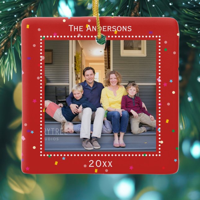 Ornement En Céramique Cadres de Noël Rouge Famille Keepsaké Photo (Créateur téléchargé)
