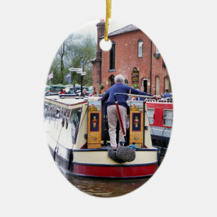 ORNEMENT EN CÉRAMIQUE CANAUX