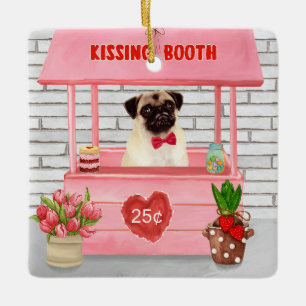 Ornement En Céramique Carlin Chien Valentine's Day Kissing Booth