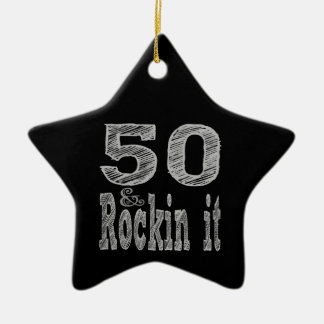 Ornement En Céramique Cinquante et Rockin Il Cinquantième anniversaire