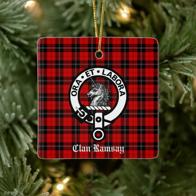 Ornement En Céramique Clan Ramsay Crest Badge & Tartan Personnalisé (Arbre)
