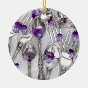 Ornement En Céramique cuillères et fourchettes avec des violettes