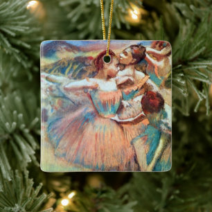 Ornement En Céramique Danseurs dans un paysage par Edgar Degas