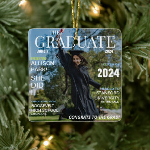 Ornement En Céramique Diplôme photo d'un magazine moderne