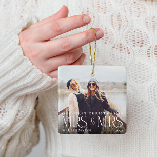 Ornement En Céramique First Christmas As Mrs & Mrs Modern Couple Photo