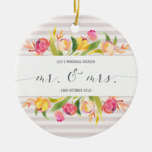 Ornement en céramique floral élégant de M. et d