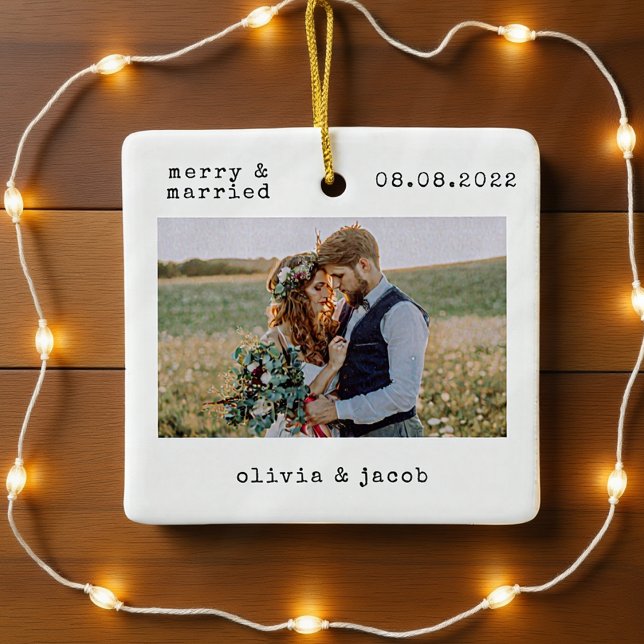 Ornement En Céramique Joyeux et marié Premier Mariage de Noël Photo (Créateur téléchargé)