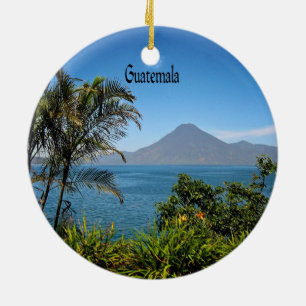 Ornement En Céramique Le Guatemala, le magnifique paysage naturel