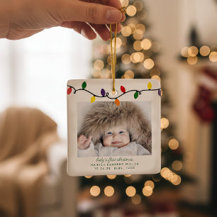 Ornement En Céramique Les premières lumières de Noël du bébé coloré