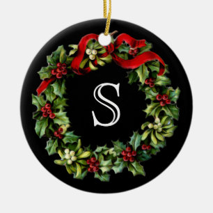 Ornement En Céramique Monogramme classique Holly Wreath Custom Christmas