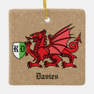 Ornement En Céramique Nom personnalisé Welsh Dragon et monogramme
