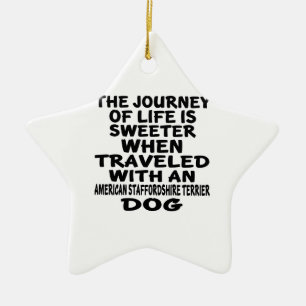 Ornement En Céramique Parcouru avec un Staffordshire Terrier américain