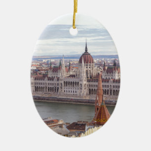 Ornement En Céramique Parlement hongrois Budapest par jour